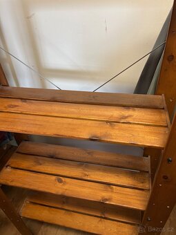 Dřevěný regál - 4