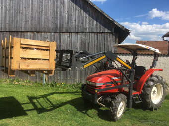 Traktor Yanmar AF290 29HP 4WD s příslušenstvím - 4