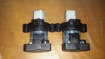 El. serva pro sklon světlometů - 4