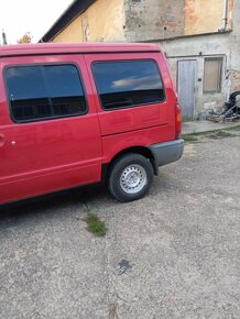 Prodám Nissan Vanette - 4
