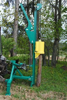 Zapůjčení zatloukače kůlů za traktor HAMMER 001 - 4
