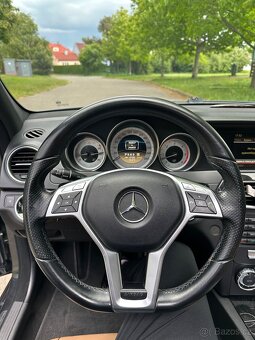 Mercedes Benz c-class c300 - 4