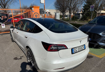 Tesla Model 3 Long Range 82kWh AWD 4x4, 366 kW, A, 4d.-DPH - 4