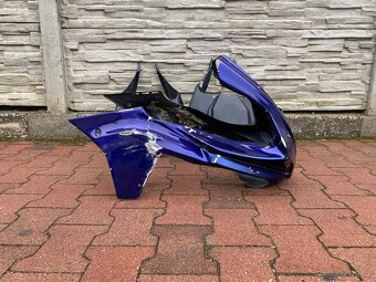 YAMAHA R1 - 4