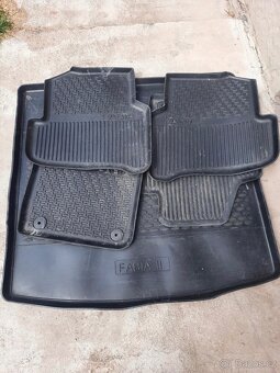 Prodám sadu plechových disků Fabia - 5x100 + poklice - 4