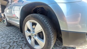 Škoda Yeti 2.0tdi 81kw 4x4 ČR serviska - 4