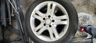 Pneu Mercedes-Benz c200 - 4