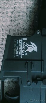 Airsoftová puška Lancer Tactical M4 - 4