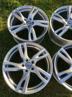 ALU KOLA VOLVO 5X108 R18 - 4