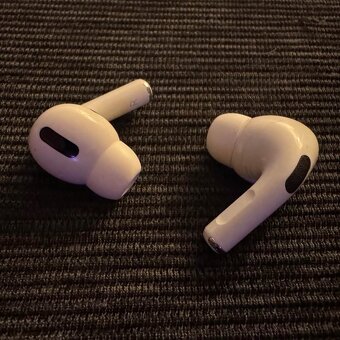 Apple AirPods Pro 1. generace - 4