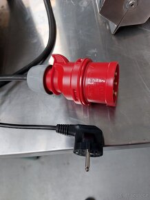 Mlýnek na maso 32 Řeznický vlček, Řezačka masa 32 - 4