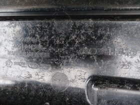 Kia zadní výztuha - 4