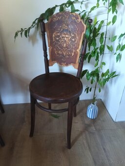 staré židle 2 ks thonet s motivem čerta - 4