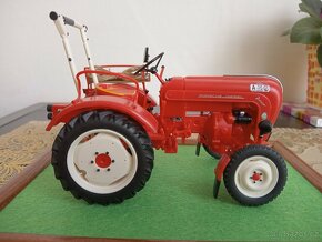 Porsche Diesel Revell 1/24 - 4