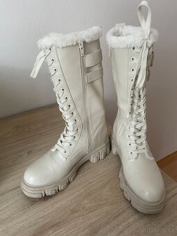 Dámské (dívčí) kozačky - 4