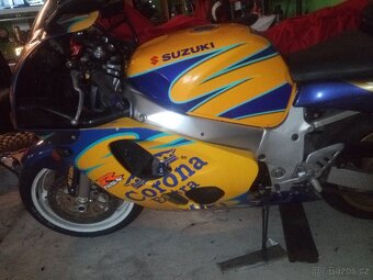 SUZUKI GSX-R 600 SRAD - 4