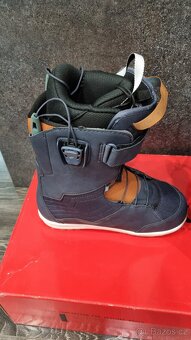 Prodám nové snowboardové boty vel. 40,5 Deeluxe Lara - 4