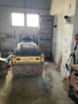 Tandemový válec Bomag 120 - 4