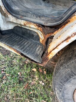 Mazda E2200, 3stranná sklopka, valmík - 4