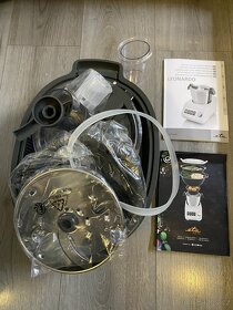 ETA Leonardo - smart robot - 4