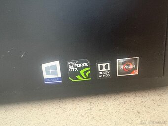 Herní pc lenovo legion - 4