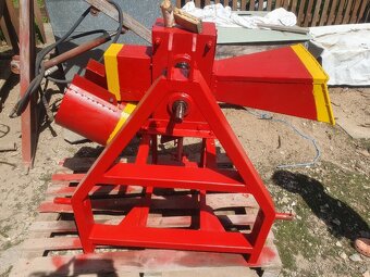 Štěpkovačka za traktor - 4