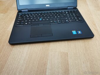 Dell Latitude E5550 FullHD - 4