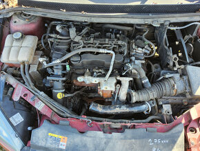 Ford Focus 2007 1,6TDCI HB 66kW HHDA - DILY - 4