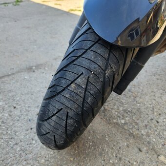 Suzuki gsr 600 - 4
