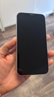 iPhone XR 128Gb - 4