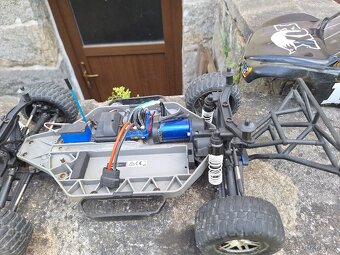 Traxxas Slash 4x4 - 4