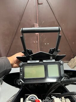 Nosník na navigaci/telefon - 4