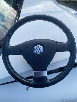 Náhradní díly Vw golf 5 variant - blatník, nárazník - 4