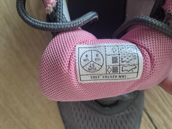 dívčí tenisky vel. 37 - 4