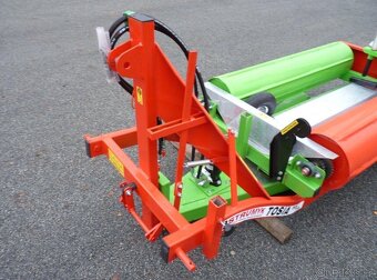 Oviječka na balíky nesena za traktor - 4