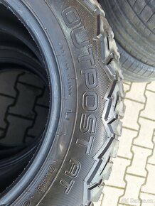 NOKIAN OUTPOST AT 235/65 R17 - 4