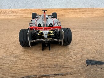 MODEL MCLAREN MP4/21 MINICHAMPS 1:18 LIMIT 1104 KS - 4