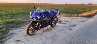 Yamaha YZF-R1 TCS 2014 RN22 - 4