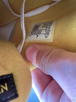 Jordan 4 retro vivid sulfur - 4
