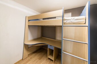 Patrová postel, stůl, skříň - 4