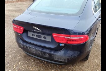 Jaguar XE 2.0 I4D 120kw Prestige AT model 2015-2024 - 4