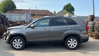 335. Kia Sorento 2.2 D4HB manuál Na náhradní díly - 4