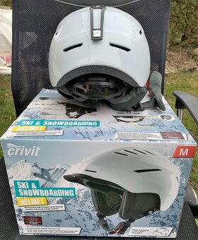 Lyžařskou / snowbordovou přilbu, zn. CRIVIT, vel. M - 4