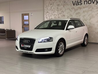 Audi A3 Sportback 1.4 TFSI Xenon / Sport / výhřev / STK - 4