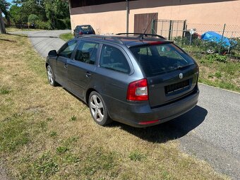 ŠKODA OCTAVIA COMBI 1.4TSI-AUTOMAT - 4