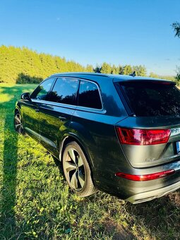Audi Q7 - 4