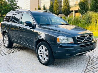 Volvo XC90 2.4 D5 AUT 1.MAJITEL 7 MÍST KAMERA TAŽNÉ SERVISKA - 4