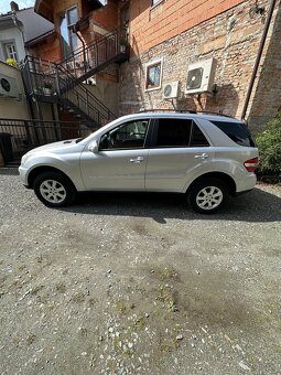 Prodám Mercedes ML 280 CDI,244tis.km,rok 2007 - 4