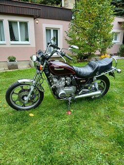 Kawasaki LTD 550 - 4