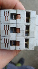 Pojistky jističe jistice - 4